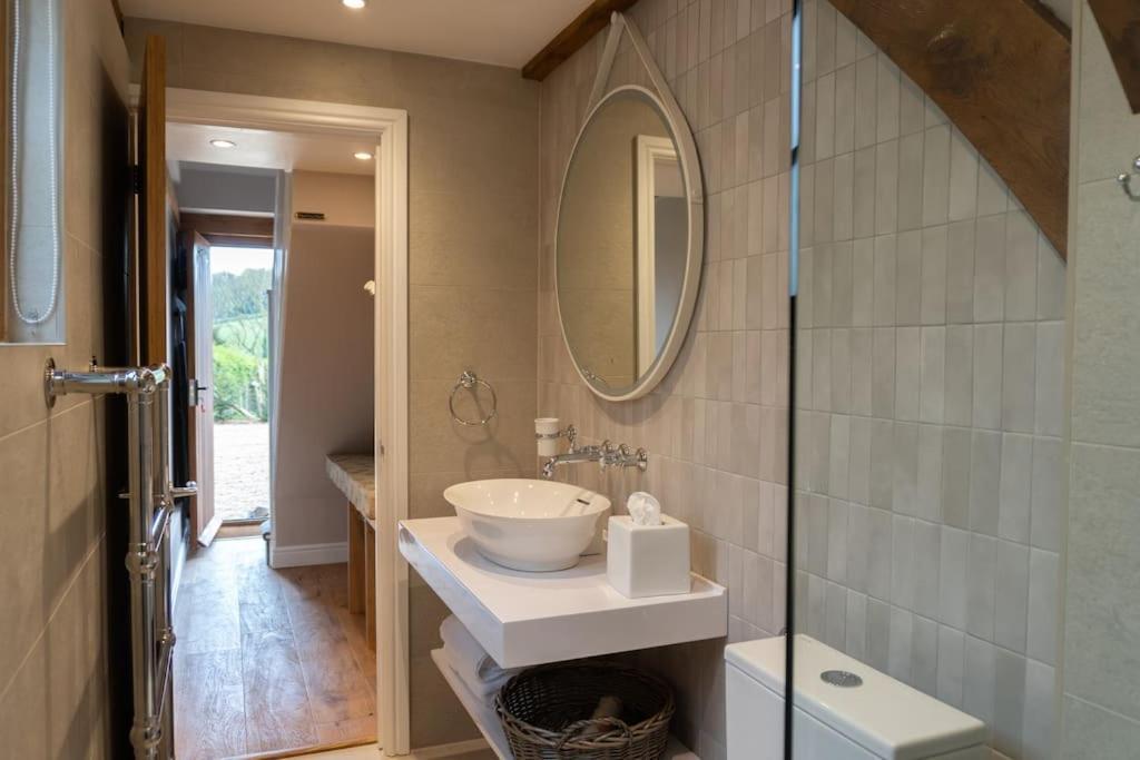 Luxury Nestled In The Sussex Countryside Apartment Battle