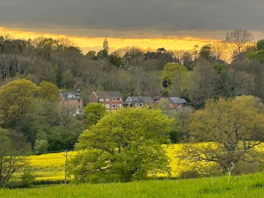 Apartment Luxury Nestled In The Sussex Countryside Battle